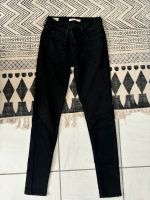 Levi’s 710 skinny 25/30 Jeans schwarz grau Nordrhein-Westfalen - Kevelaer Vorschau