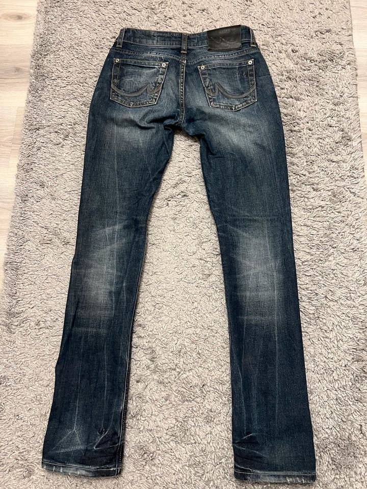 Damen Jeans LTB Größe 26 / 32 in Albstadt