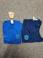 Nike England Trainingsanzug blau Gr. M Herren Neu Hessen - Sulzbach Vorschau