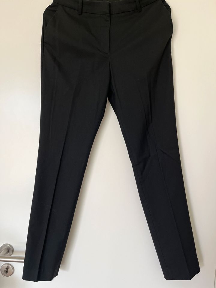 H&M Damen Business Anzug Schwarz, Gr. M (Hose + Blazer) in München