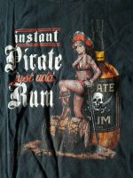 T-Shirt von Gildan (Gr. 4XL) mit Aufdruck - Instant Pirate Rum Schleswig-Holstein - Struvenhütten Vorschau