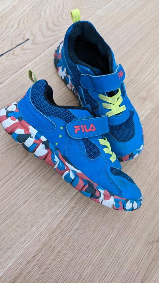 Kinderschuh FILA, Größe 28 in Griesheim