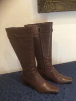 Braune Stiefel Hessen - Bad Emstal Vorschau