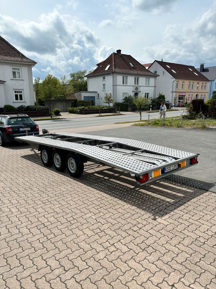 Autotransport Anhänger Autotrailer Abschleppen 3,5T Mieten in Blomberg