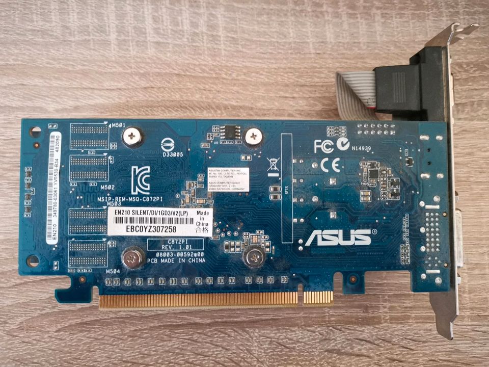 Asus EN210 Silent 1GB DDR3 Grafikkarte in Hamburg