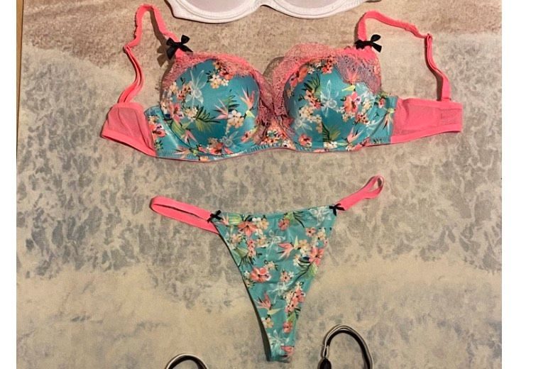 Victoria secret exotic Set Bh & String elegant & sexy in Größe XS in Düsseldorf