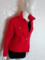 Zeitlose Eleganz Rote Jeansjacke Hessen - Lollar Vorschau