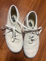 VANS Canvas Sneakers Schuhe Creme beige neu 38.5 Niedersachsen - Osterholz-Scharmbeck Vorschau