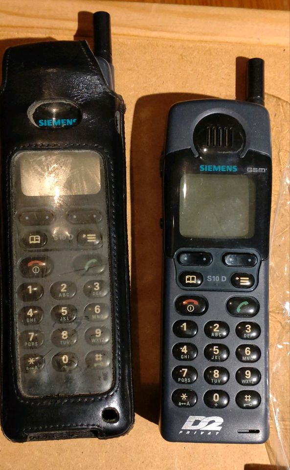 2xSiemens D2 mit Antenne, eine Hülle, Samsung Klapp Medion, Sagem in Büttelborn