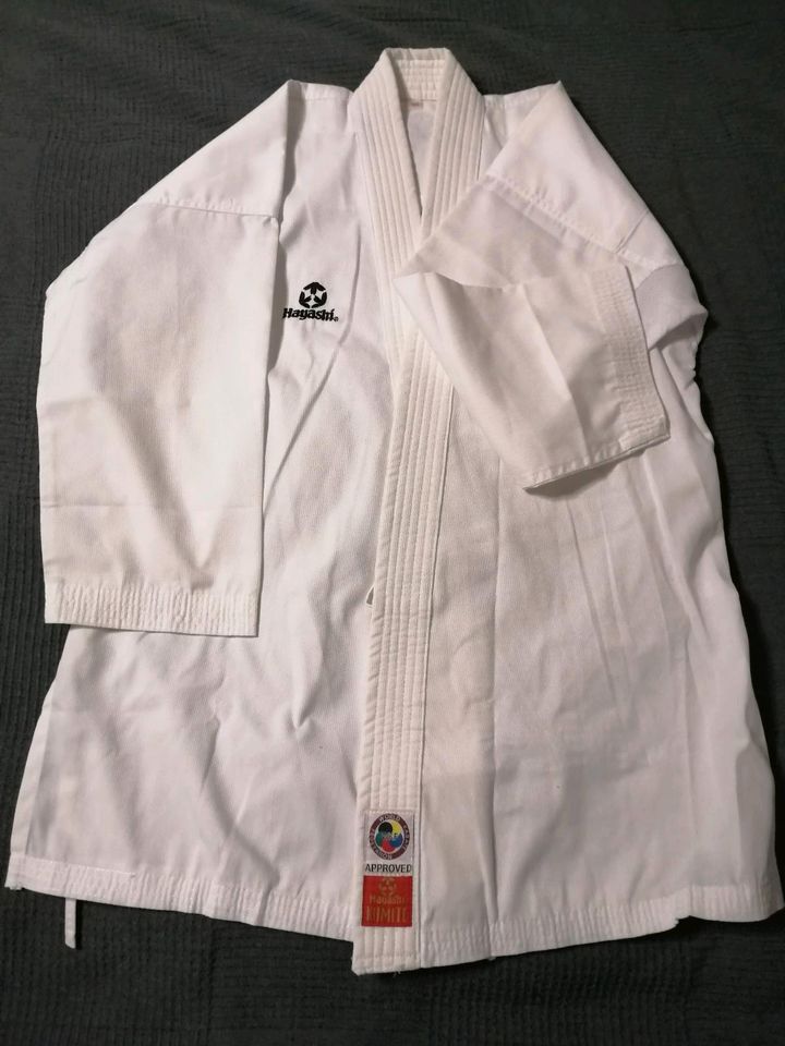 Karate- Anzug in Hamburg