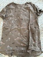 Damen t-Shirt in der Größe 44/46 Niedersachsen - Eydelstedt Vorschau