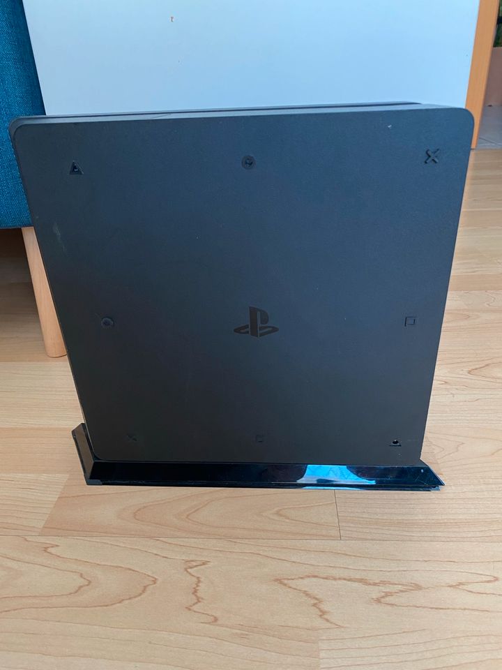 PlayStation 4 Slim in Rahden