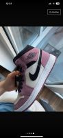 Jordan 1 mid light Mulberry mit Zertifikat Aachen - Vaalserquartier Vorschau