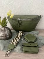 XLCrossbody in Khaki  mit Stoffgurt Portmonee und Anhänger neu Essen - Steele Vorschau