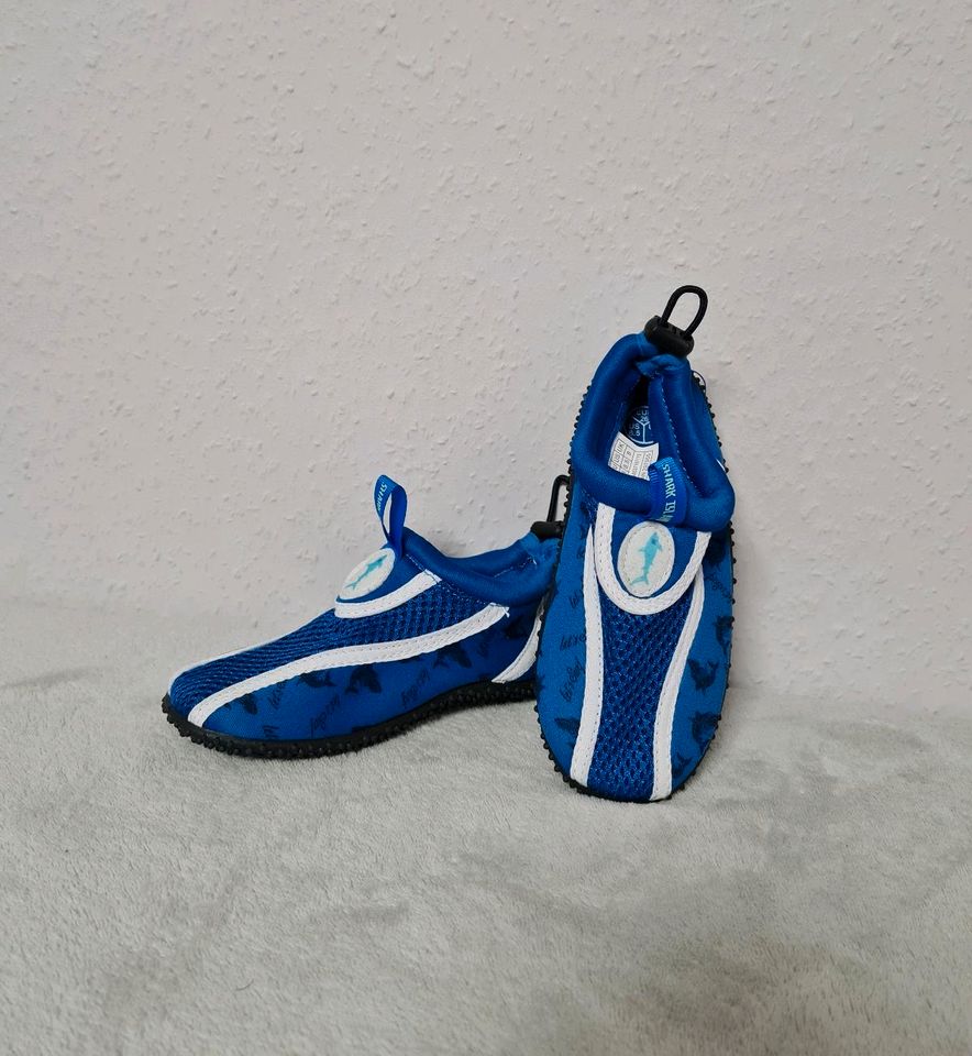 Gr 26 Wasserschuhe Strand Schwimm Schuhe in Verl