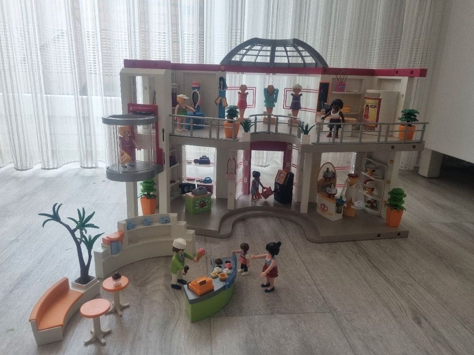 Playmobil Shoppingcenter in Berlin