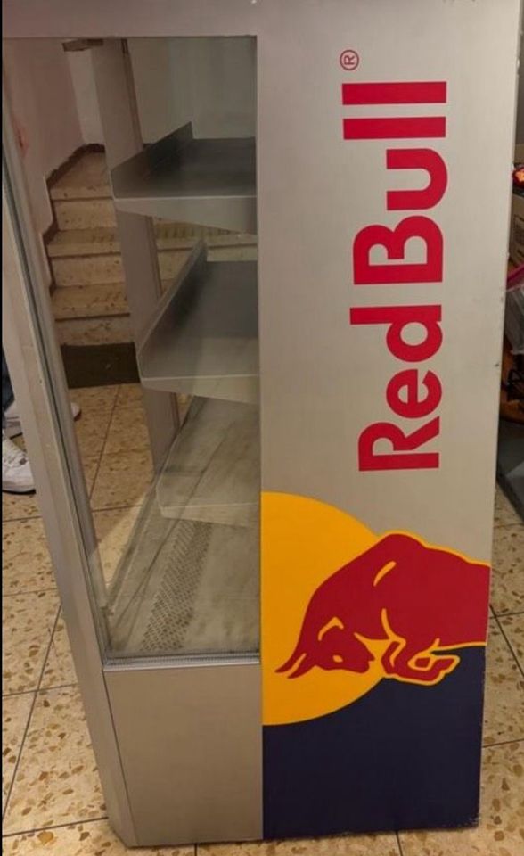 Red Bull Kühlschrank in Sindelfingen