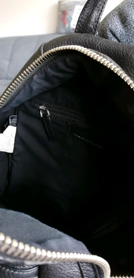 Marc Jacobs Rucksack Leder schwarz in Füssen