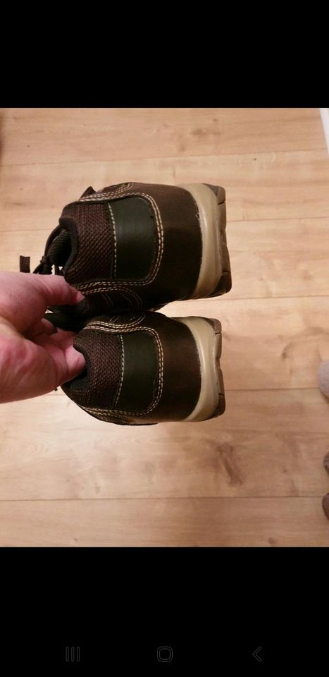 Schuh in Größe 43 - super Zustand in Vechelde