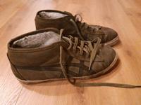 Asics Onisuka Tiger 44 Oliv Herren Schuhe Sneakers BW gefüttert Hessen - Ranstadt Vorschau
