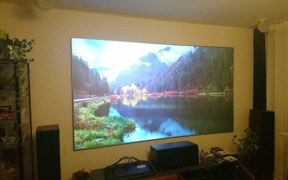 110' MagicScreen Reference High Contrast/ Hochkontrast Leinwand in Bonn