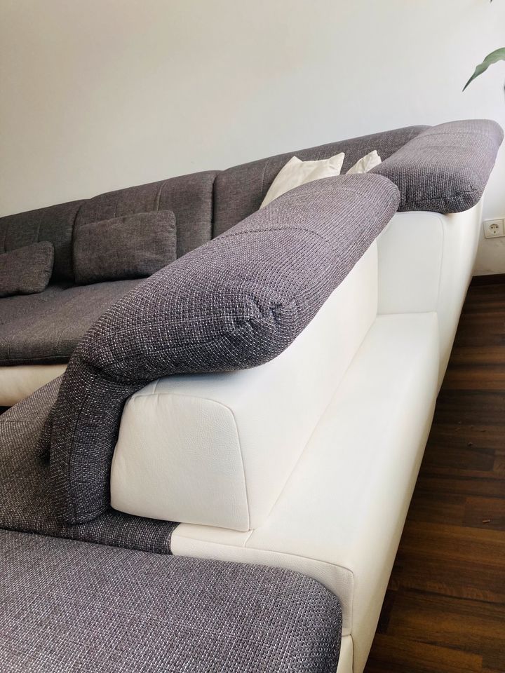 Wohnlandschaft Sofa Couch Schlafsofa multifunktional NEUWERTIG! in Schortens