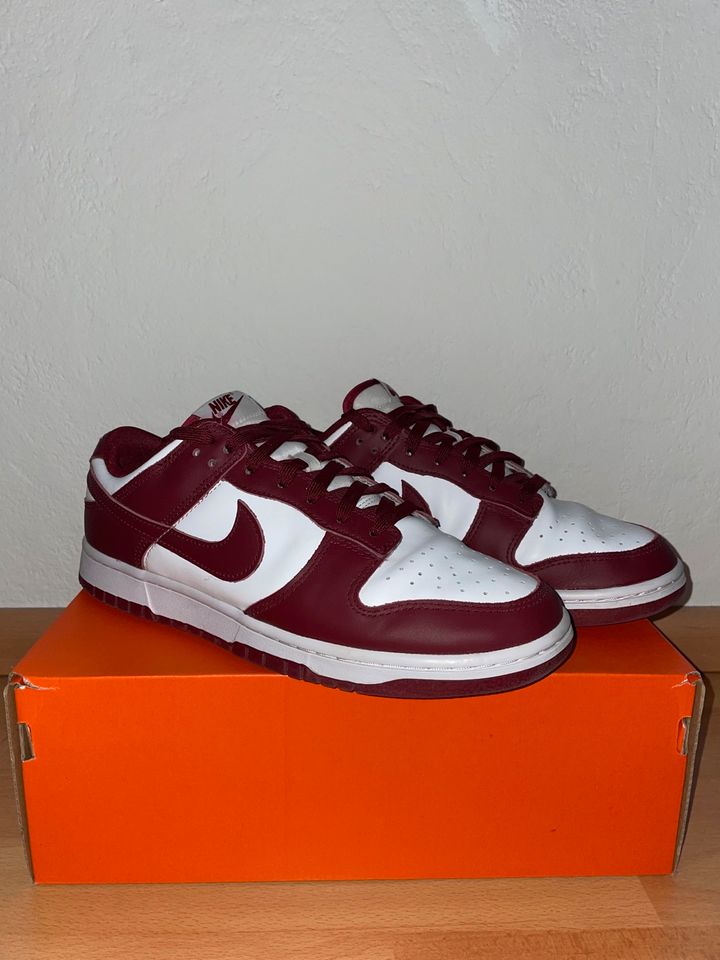 Nike-Dunk Low Retro Red Gr.: 44 in Neuhofen