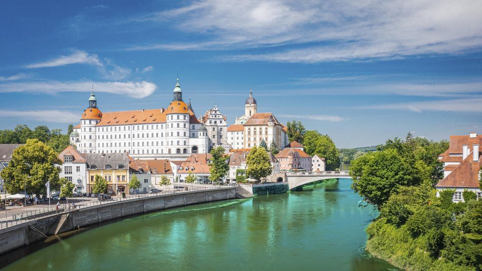 Ich bin auf der Suche nach einer Wohnung oder einem Zimmer in Neuburg a.d. Donau
