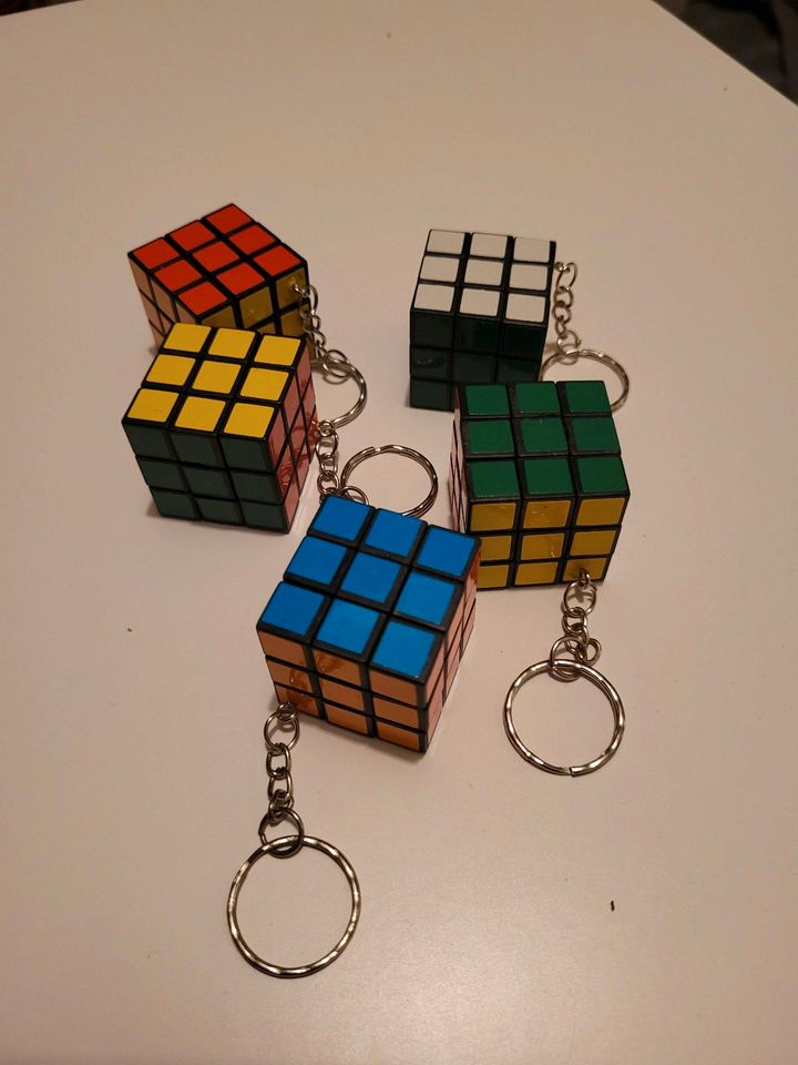 Rubix Cube Zauberwürfwel Mini 3x3 cm Schlüsselanhänger in Mönchengladbach