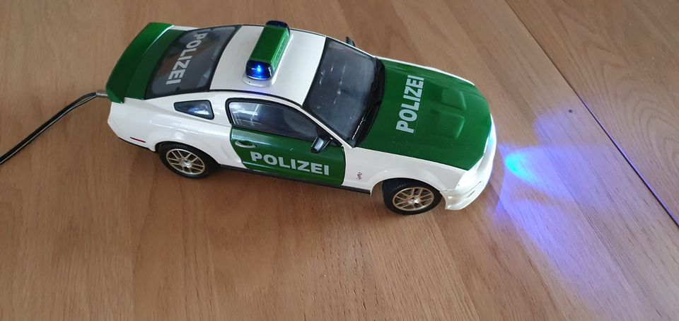 FORD Mustang Shelby GT 500, 2007, Polizei mit Licht, 1:18, UNIKAT in Lemgo