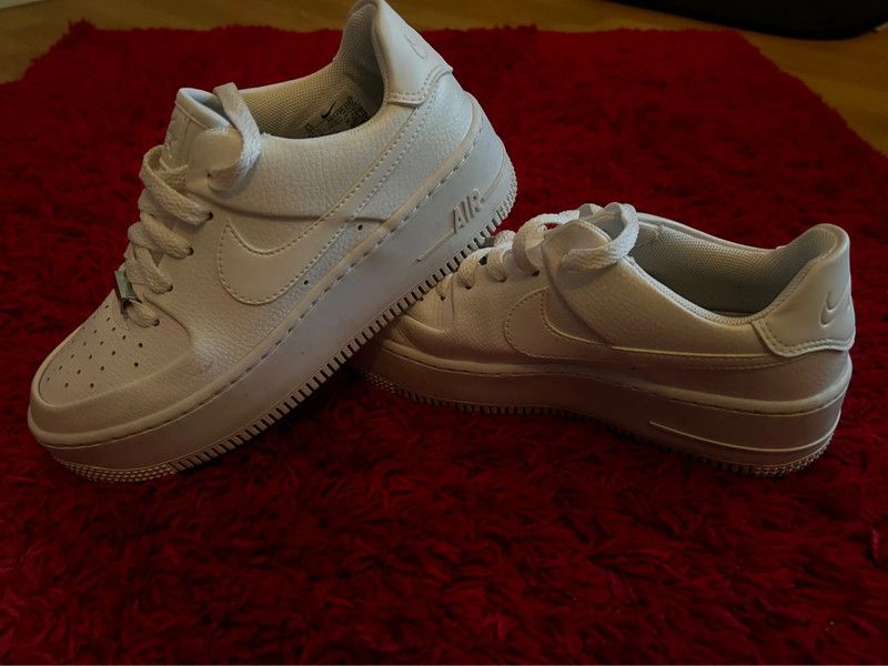 Nike Air Force One in Bous