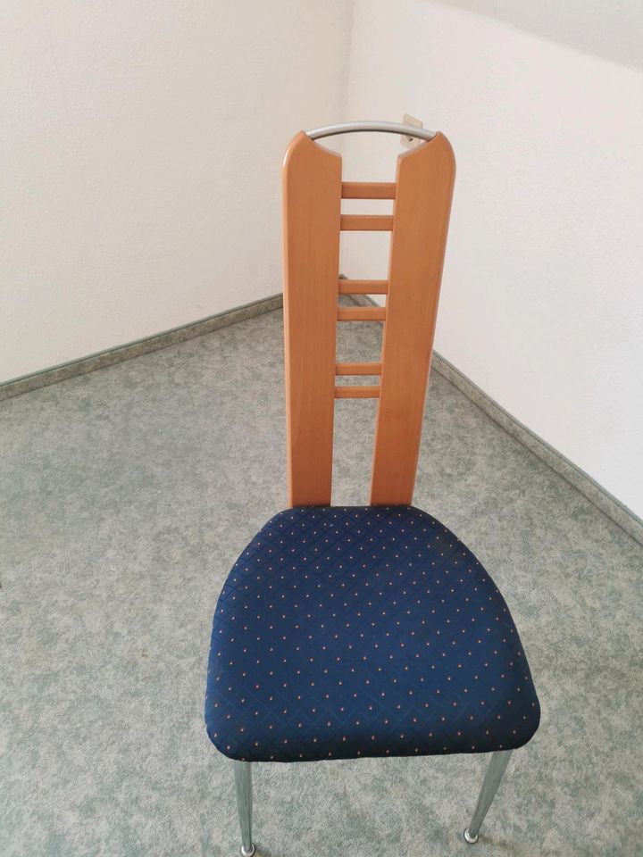 2  Stühle für Wohn - / Esszimmer in Lutherstadt Wittenberg