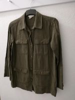 H&M DAMENJACKE armygrün Hessen - Petersberg Vorschau