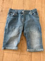 Damen Jeans Shorts in Gr 36 bis 38 tragbar Nordrhein-Westfalen - Weilerswist Vorschau