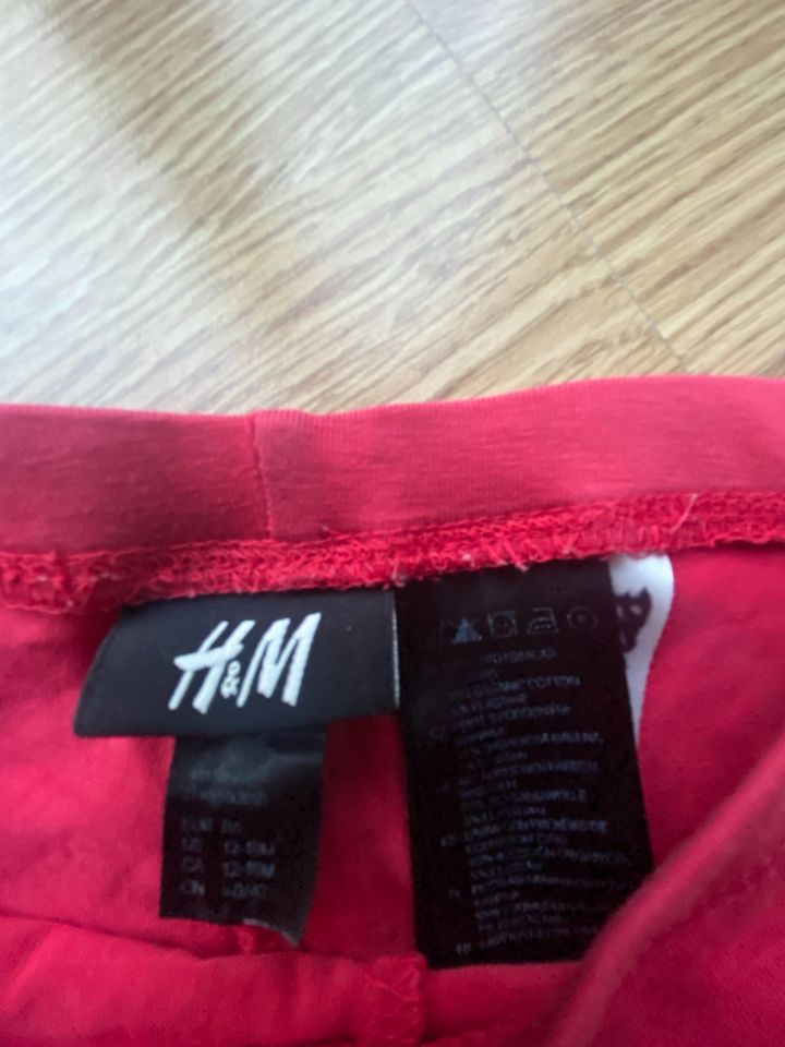 H&M Radlerhose Shirt rot mit Schleife Gr.86 rot in München