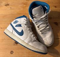 Nike Air Jordan Sneaker high hoch Turnschuh Größe 41 weiss-blau Bayern - Übersee Vorschau