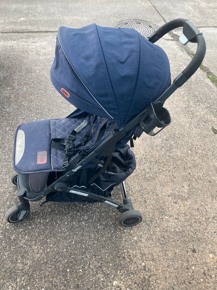 blauer Fjessa Kinderwagen Buggy in Dresden