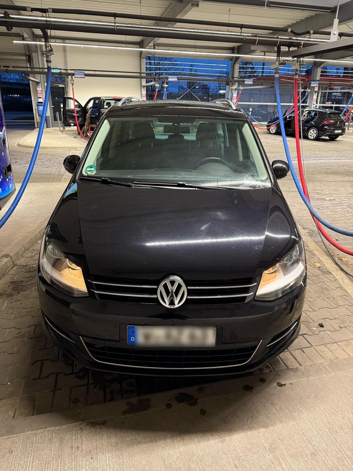 Abbildung des Autos Volkswagen Sharan 2.0  1…