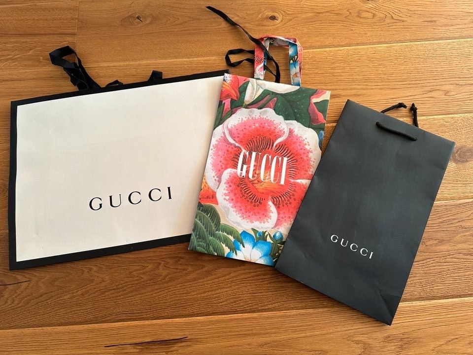 Gucci Einkaufstaschen 3 Stück in Augsburg