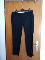 Schwarze Hose, Baumwoll- Strech- Hose von MANGO in Gr. 38/40 Niedersachsen - Schwülper Vorschau