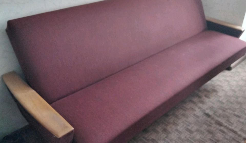 Sofa, Mid Century, ausklappbar in Wesel