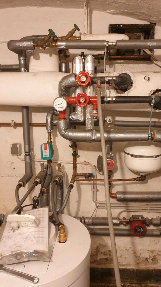 Brennwertkessel Vaillant eco Tec exclusiv 45 kW komplett Boiler in Brühl