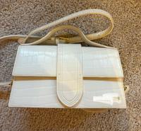 Handtasche weiß Creme / Tasche / Umhängetasche Frankfurt am Main - Bornheim Vorschau