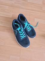 Damen Turnschuhe Gr. 40 Nordrhein-Westfalen - Solingen Vorschau