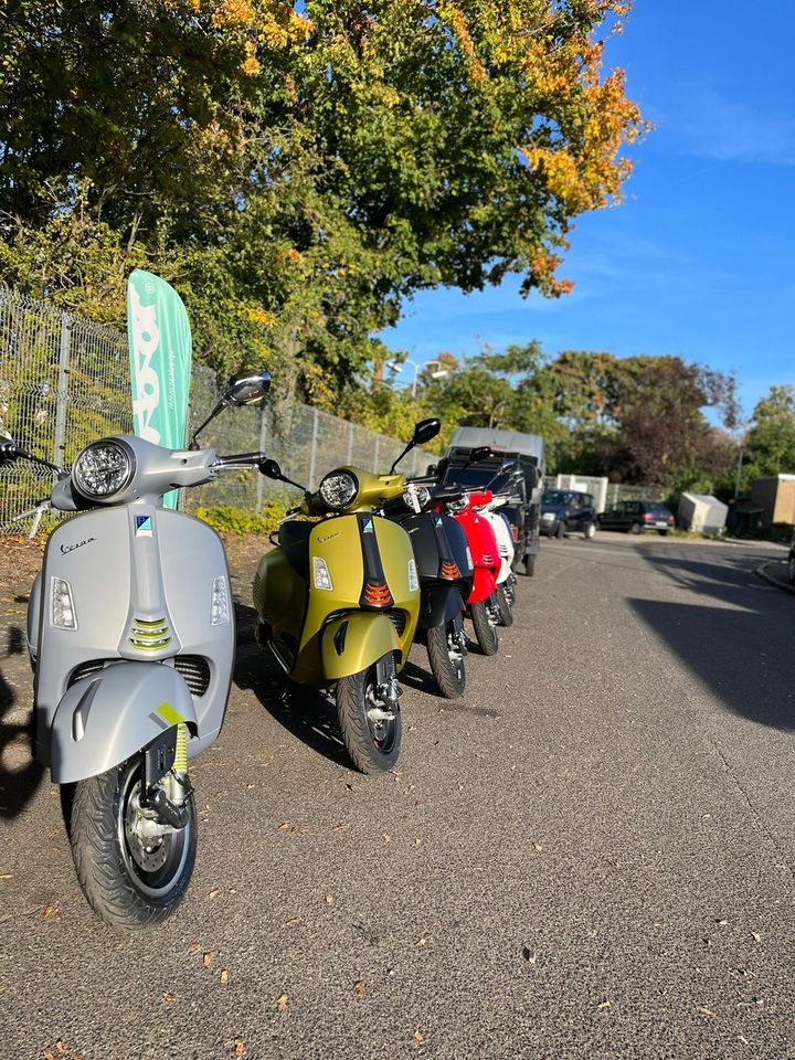 Vespa GTS 125 Super Sport in Krefeld