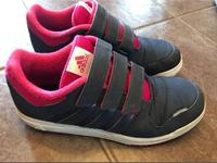 Adidas Winter Schuhe 39 1/3 Niedersachsen - Edewecht Vorschau