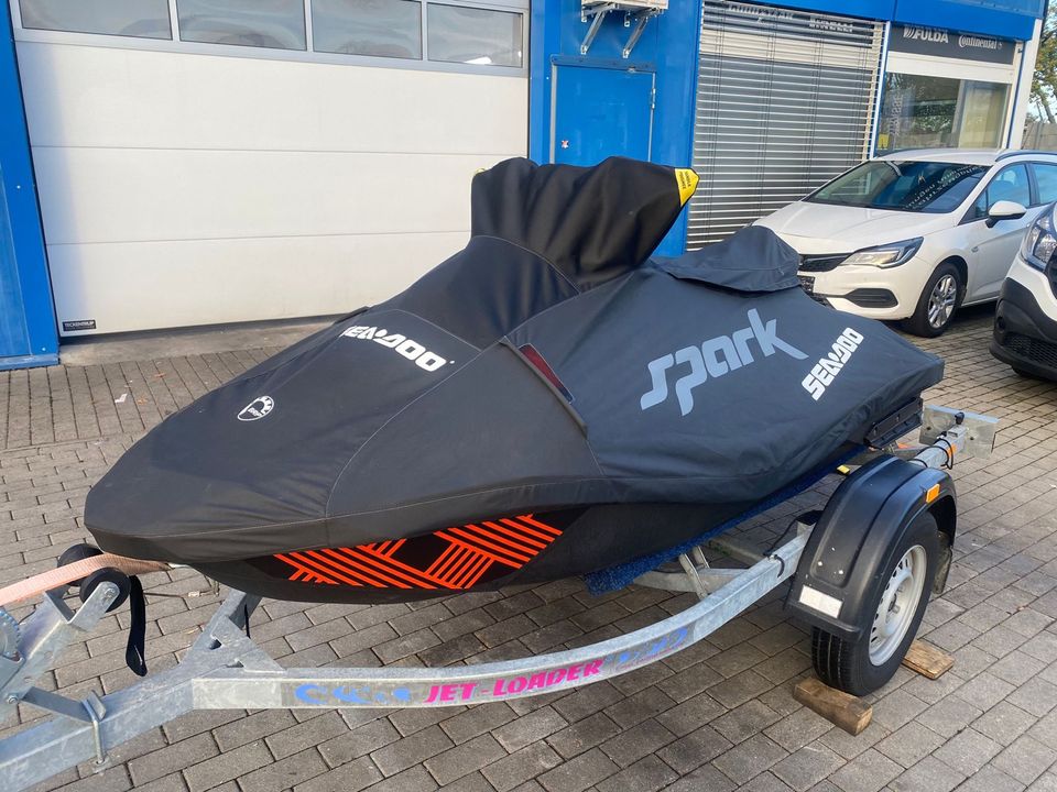 Seadoo Spark Trixx 2 2019 90 PS + Trailer 1. Hand nur 13h in Leipzig