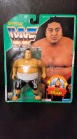 Original WWF Hasbro Yokozuna White Moc mit Acryl-Hardcase Hessen - Wiesbaden Vorschau