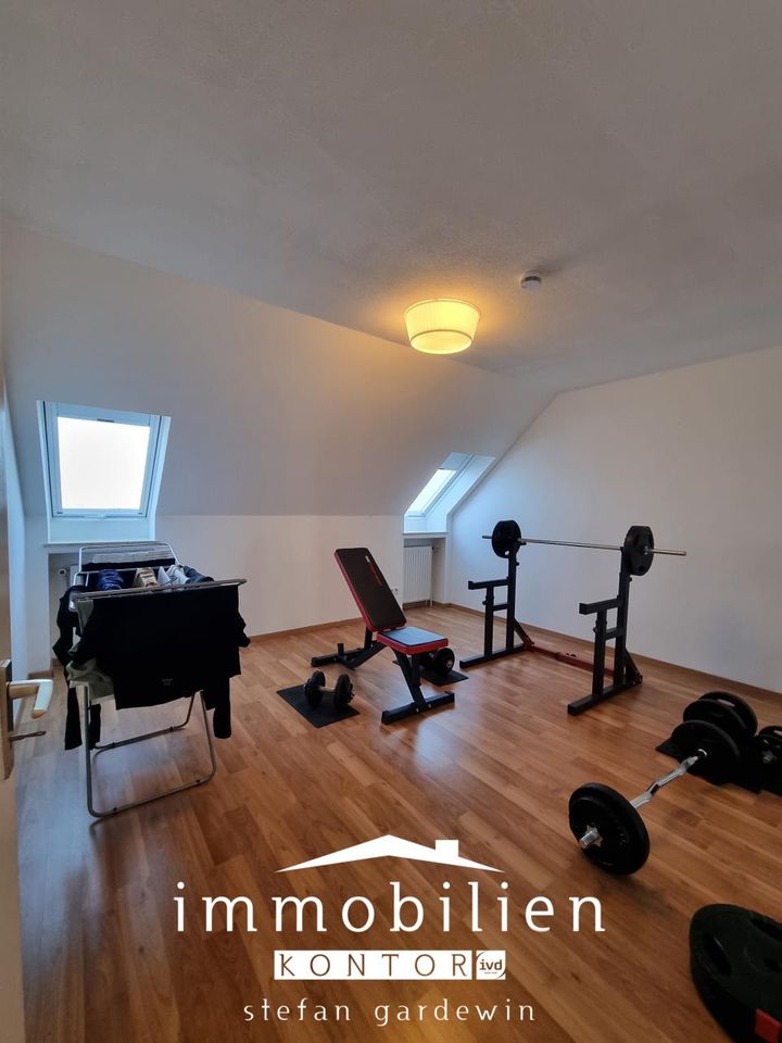 RESERVIERT! Zentrale Penthouse-Wohnung mit großer Dachterrasse und schöner Galerie zu verkaufen! in Cloppenburg