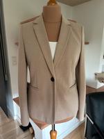 „Jake‘s“ Kurzblazer, Gr.42, beige, neuwertig! Herzogtum Lauenburg - Lauenburg Vorschau